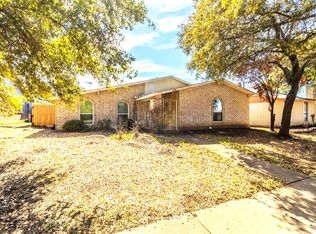 10306 Red Elm Rd, Dallas, TX 75243