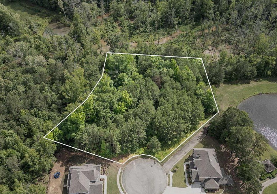 1st image of 462 Manchester Ln