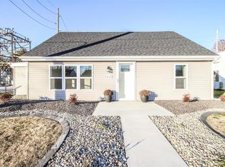 1213 W Pontoon Rd, Granite City, IL 62040