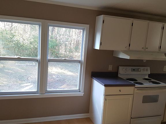 4th image of 3528 Huie St