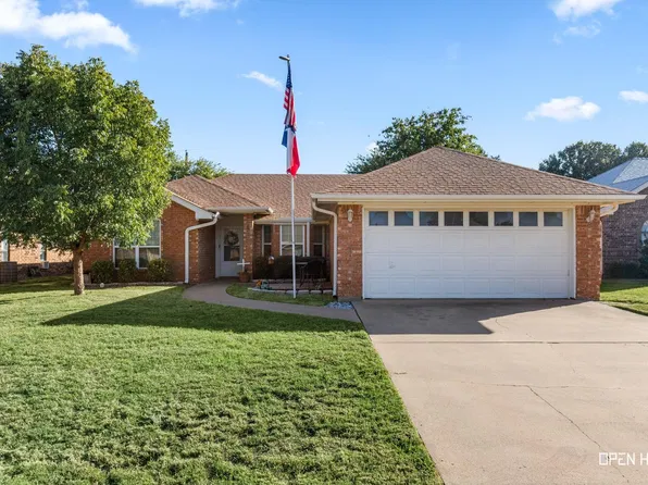4 Pilot Point Dr, Wichita Falls, TX 76306