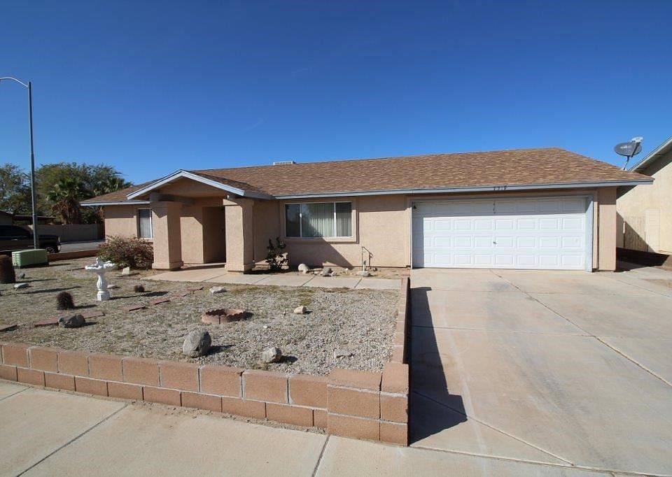 1st image of 7318 E 25th Pl