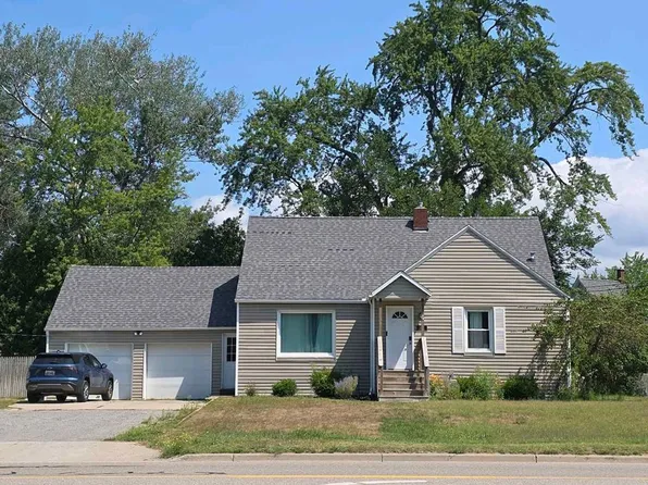 506 3rd, Spring Lake, MI 49456