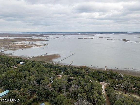 3rd image of 86 Harbor River Cir