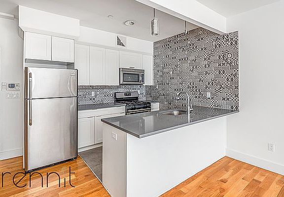 2nd image of 149 Clarkson Ave #2R