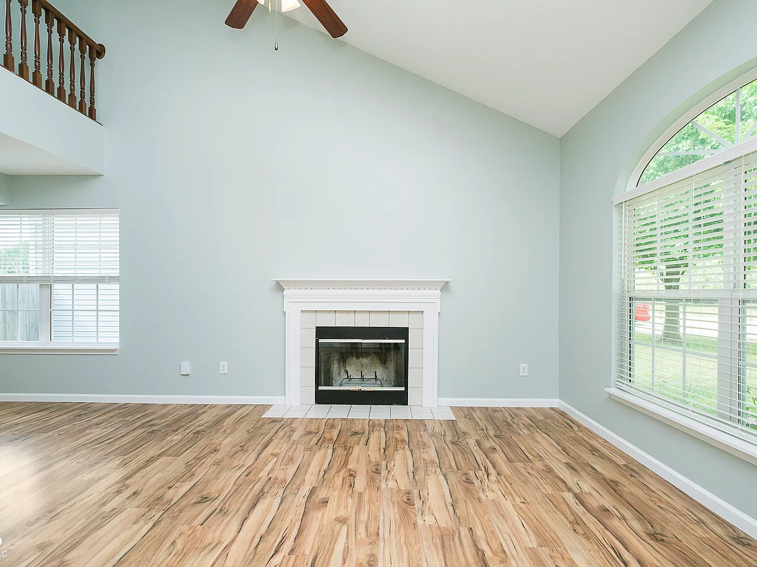 3 bed, 2.5 bath, 1872 sqft, $2,250 — Photo 4