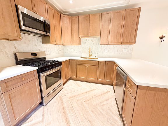 3rd image of 1220 Cedar Ave #1228
