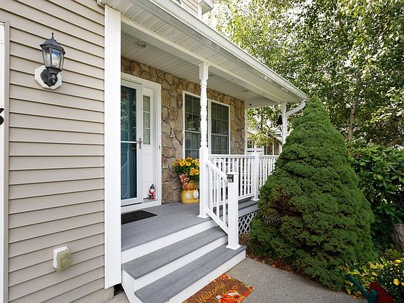 5th image of 23 Arbor Circle #23