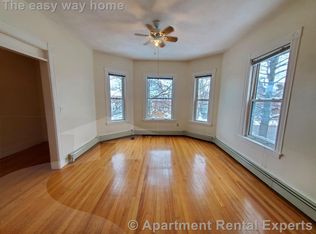 154 Elm St #2D, Cambridge, MA 02140