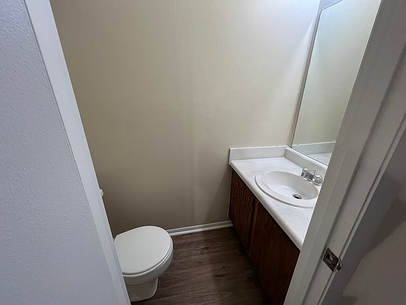 4th image of 2320 Highpoint Rd