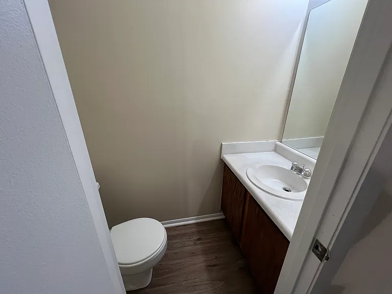 2320 Highpoint Rd — Photo 4