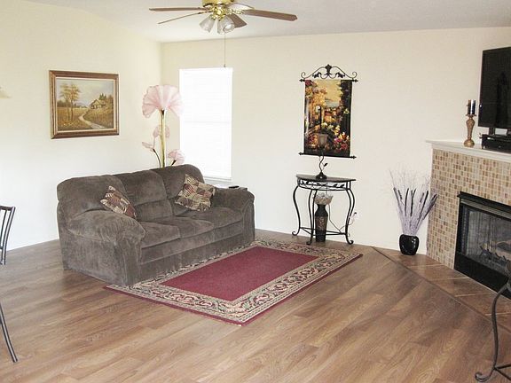 Gas Log Fireplace