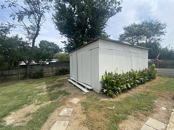 5th image of 5824 Shannon Dr