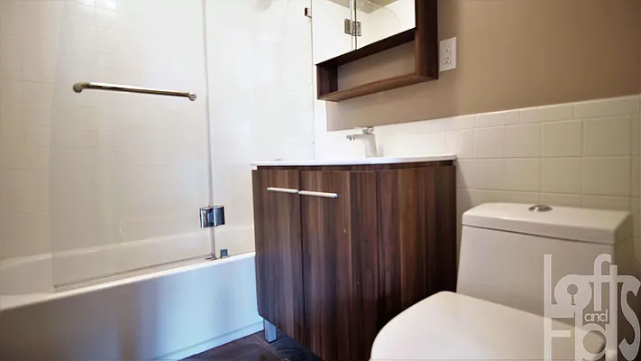 Rented by Lofts and Flats LLC | media 48