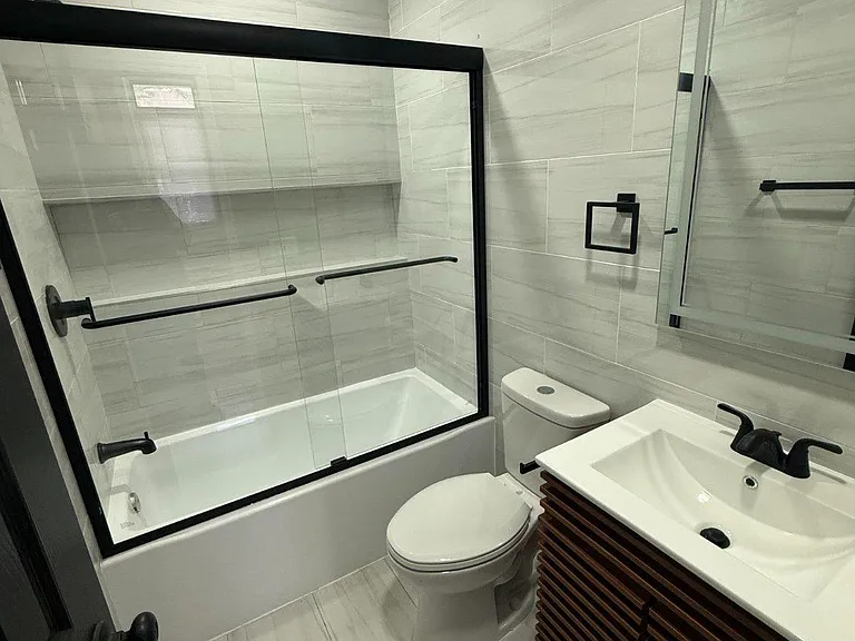 1714 W Girard Ave #1 — Photo 6