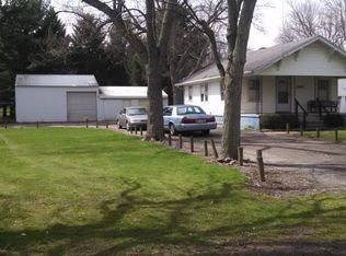 52893 Lilac Rd, South Bend, IN 46628