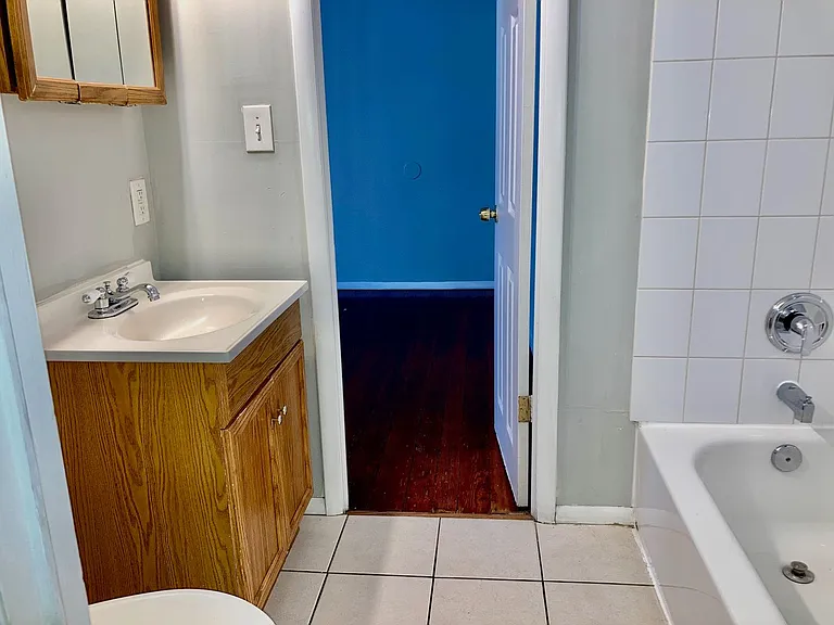 2635 E Lehigh Ave — Photo 8