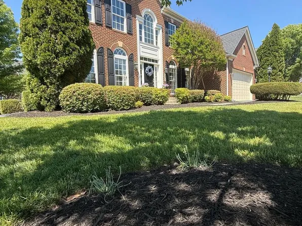 6604 Kanawha Way, Gainesville, VA 20155