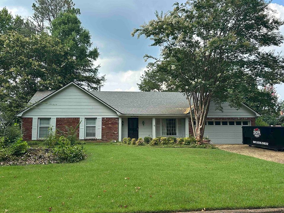 1st image of 164 York Haven Dr