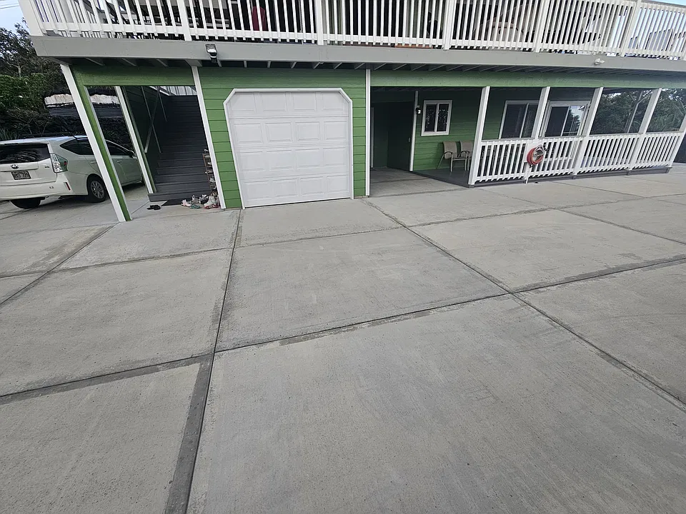 92-1766 Hukilau Dr