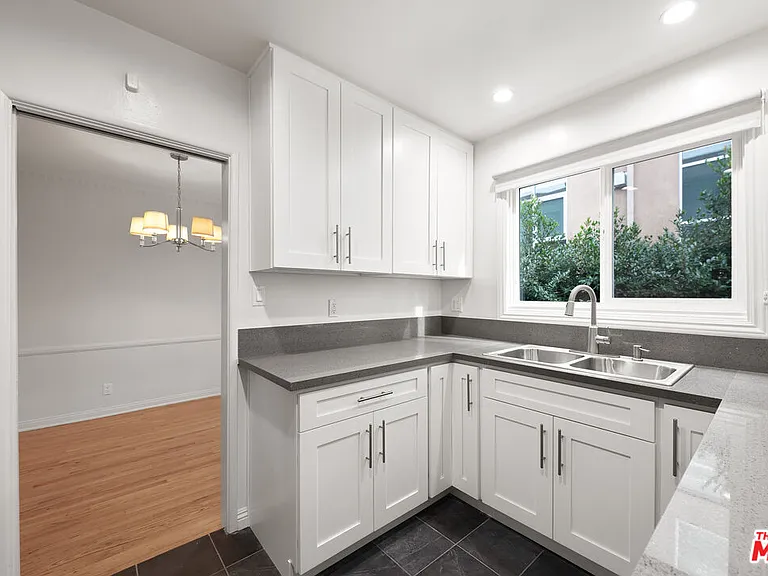 1208 N Crescent Heights Blvd #4 — Photo 9