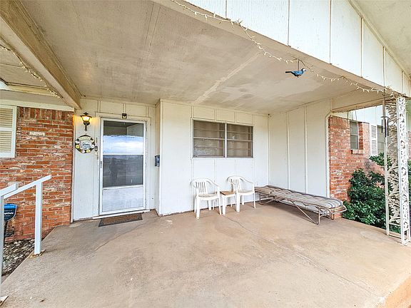 4th image of 1002 Ridgecrest Rd