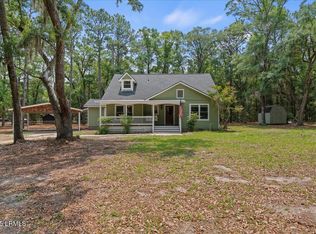 13 Flycatcher Ln, Beaufort, SC 29907