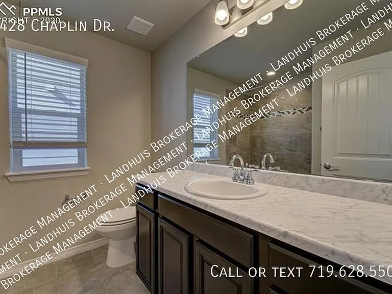 6428 Chaplin Dr — Photo 11