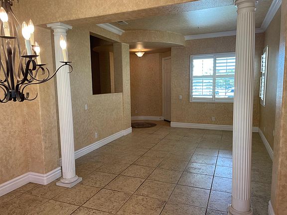 Entryway, sitting room, dining room