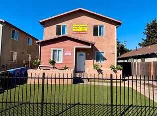 819 E 76th St, Los Angeles, CA 90001