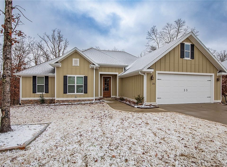 1st image of 16 Brittany Ln