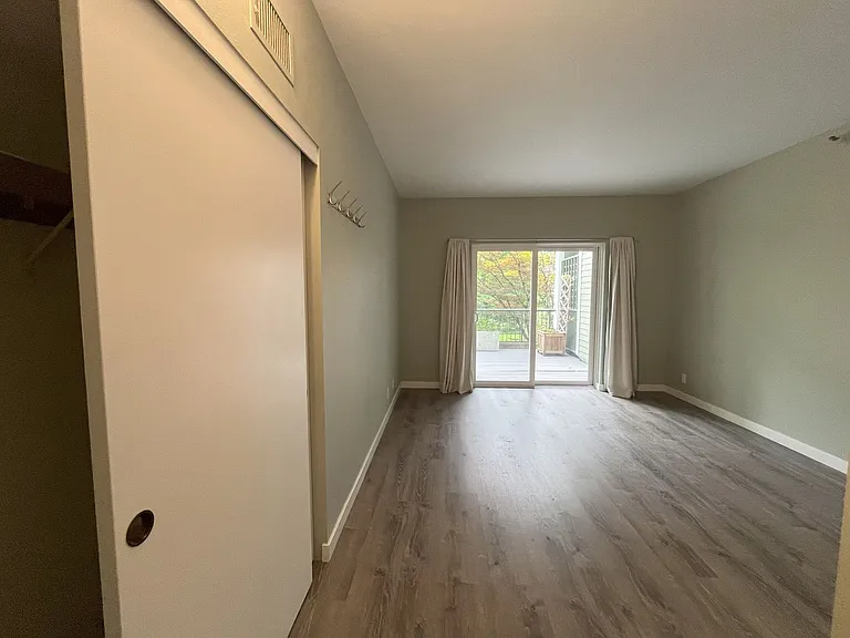 1730 S Harbor Way #303 — Photo 14