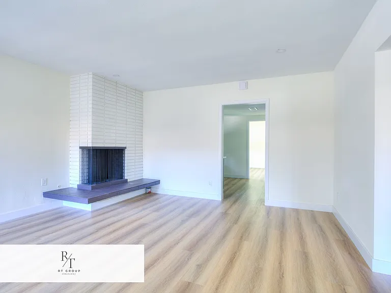 1032 S Golden West Ave #C — Photo 8