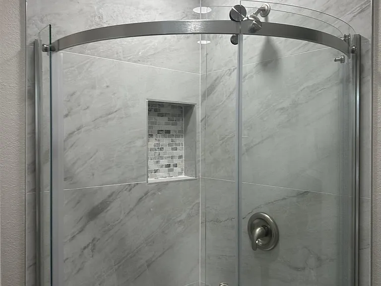 2415 Amber Hill Ln — Photo 26