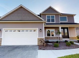 2348 Sunflower Ct, Perrysburg, OH