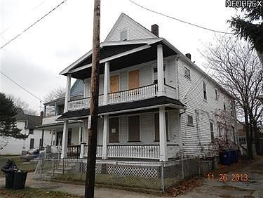 1st image of 1128 E 63rd St