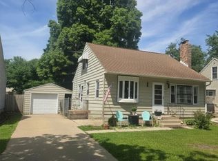 817 14th Ave NE, Rochester, MN 55906