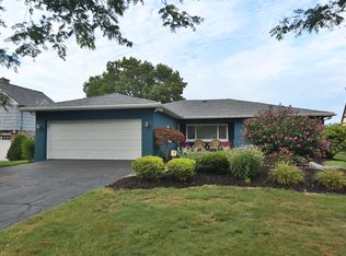 278 Edgemere Dr, Rochester, NY 14612