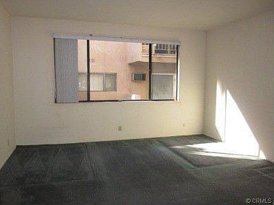5th image of 11909 Weddington St Unit 201