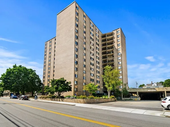 1025 Hancock St Unit 4A, Quincy, MA 02169