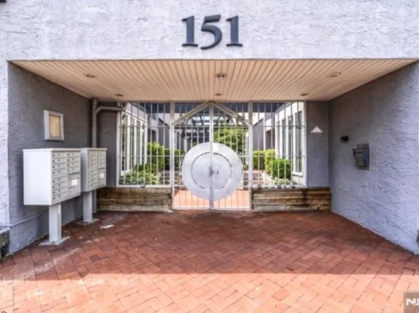 151 Liberty St APT 9, Little Ferry, NJ 07643