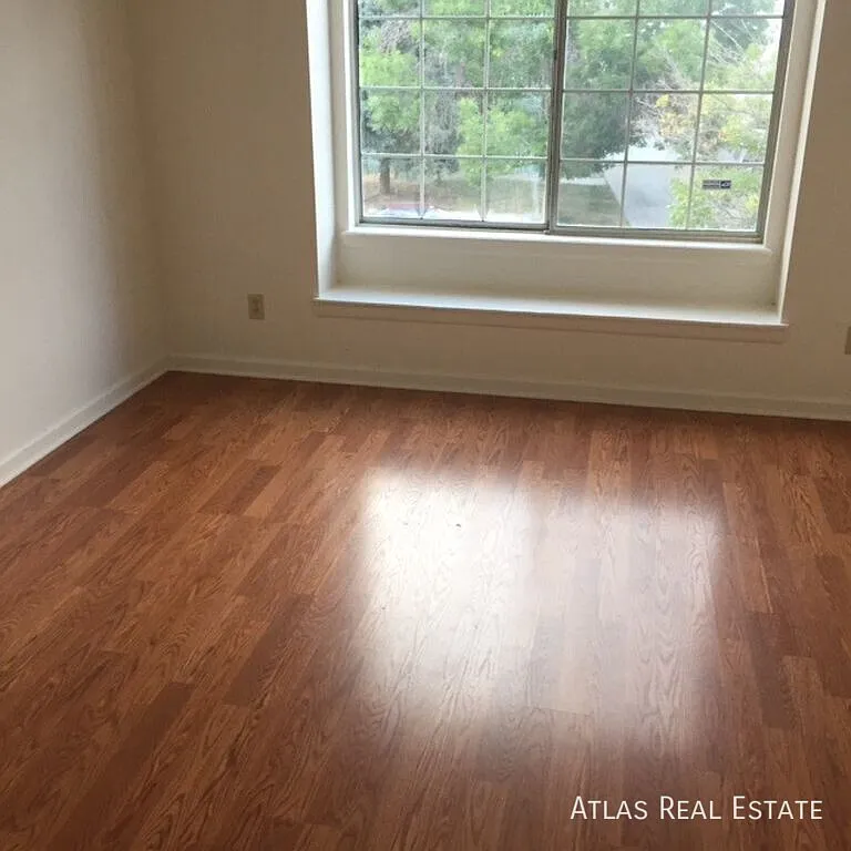 Now Available! 2 Bed, 1 Bath Condo With Attached Garage Near Buckley Air Force Base! — Photo 3