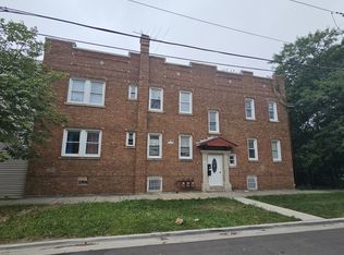5671 W Fulton St, Chicago, IL