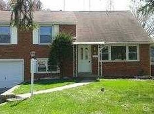 105 Cambridge Rd, Brookhaven, PA 19015