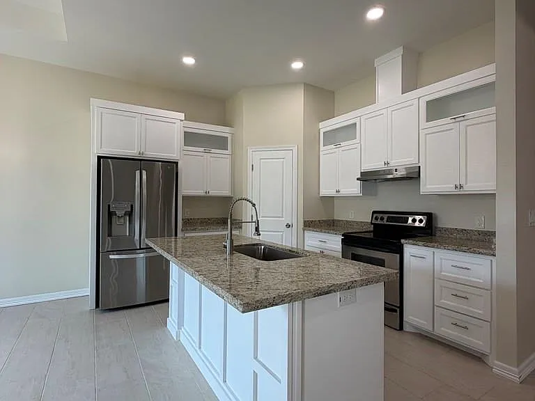 3730 Avenida Residencial — Photo 3