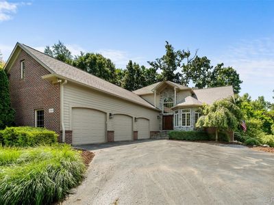 2300 High Meadows Dr, Ortonville, MI, 48462