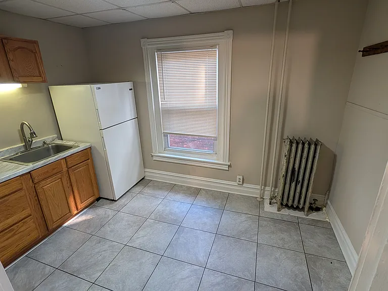 238 S Madison St #2 — Photo 11