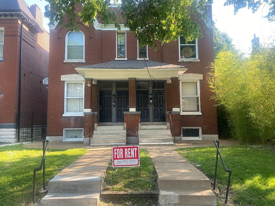 1st image of 2127 Russell Blvd #B