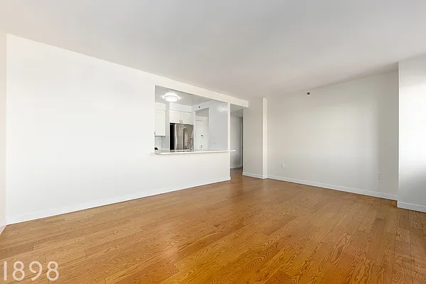 Rented by A&E Real Estate Management | media 19