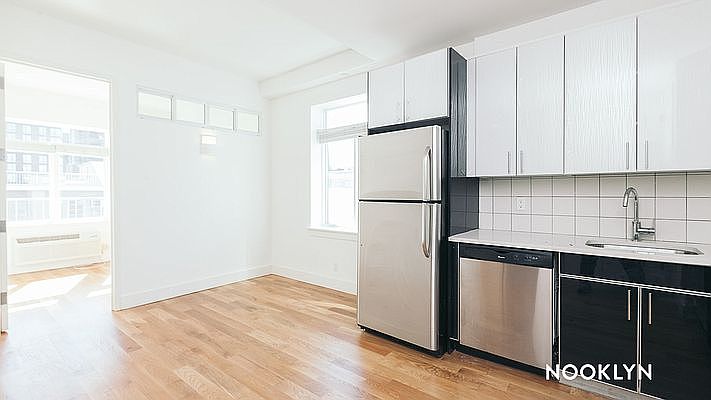 1st image of 91 Varet St APT 4A